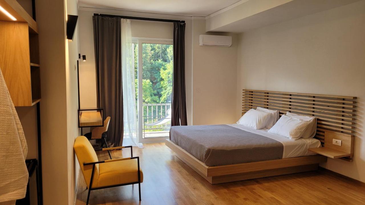 Theoxenia Hotel Andritsaina Exterior photo