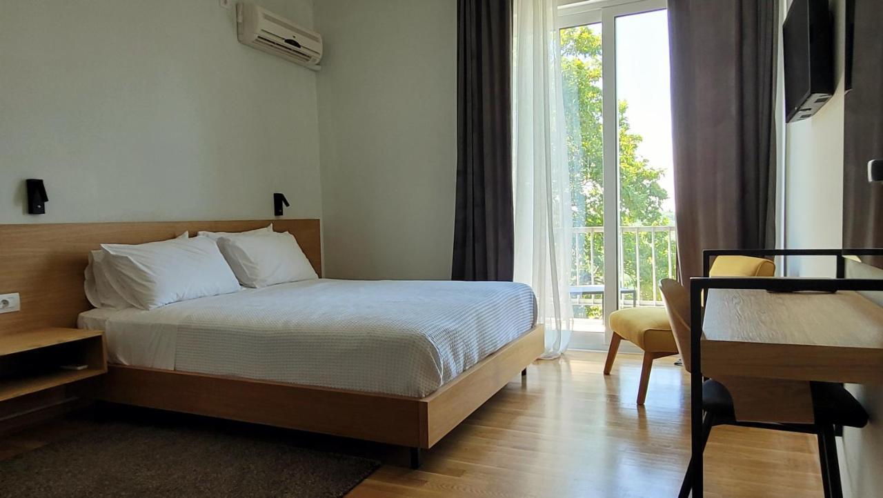 Theoxenia Hotel Andritsaina Exterior photo