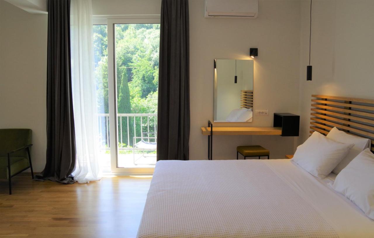 Theoxenia Hotel Andritsaina Exterior photo