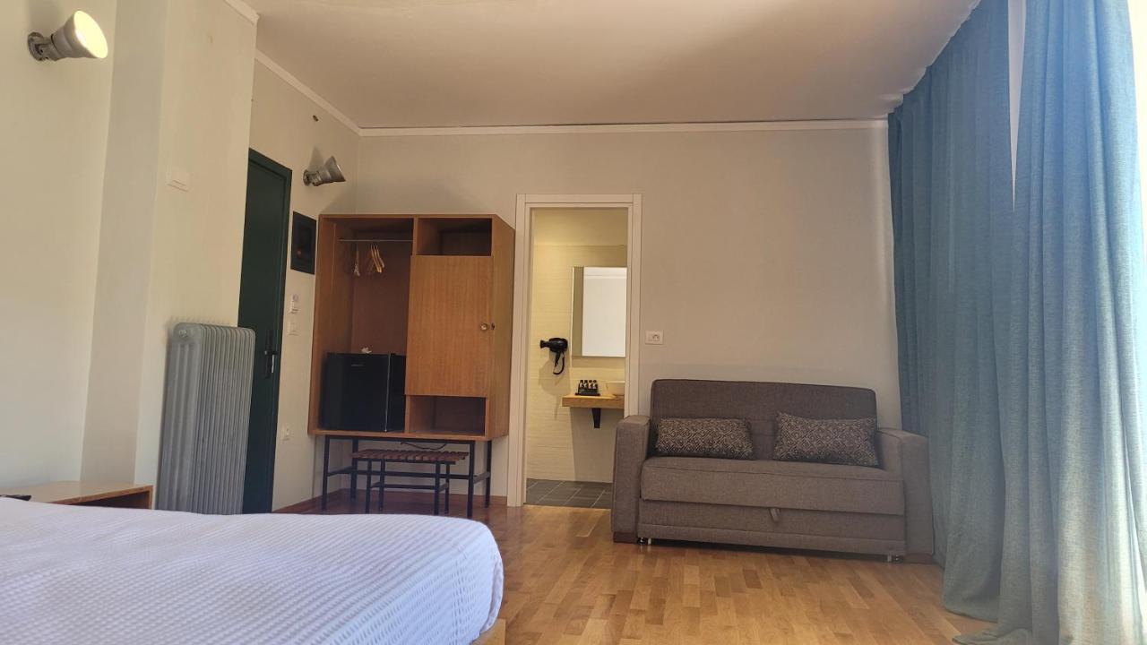 Theoxenia Hotel Andritsaina Exterior photo